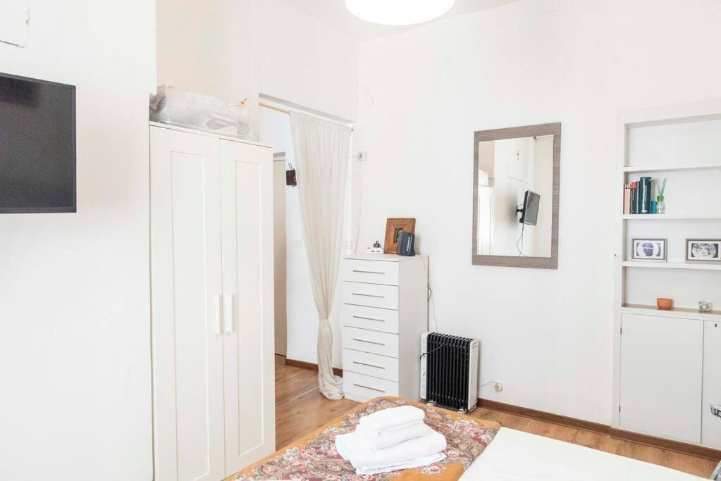 La Casa Di Marisela In Via Emanuele Filiberto Apartment Rome Luaran gambar