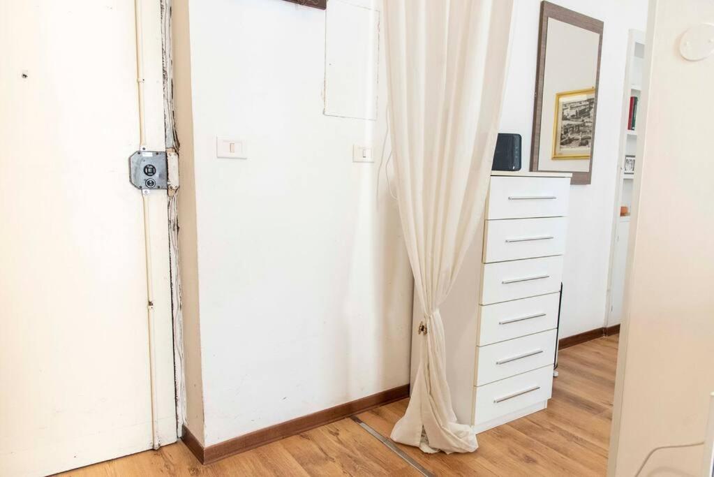 La Casa Di Marisela In Via Emanuele Filiberto Apartment Rome Luaran gambar